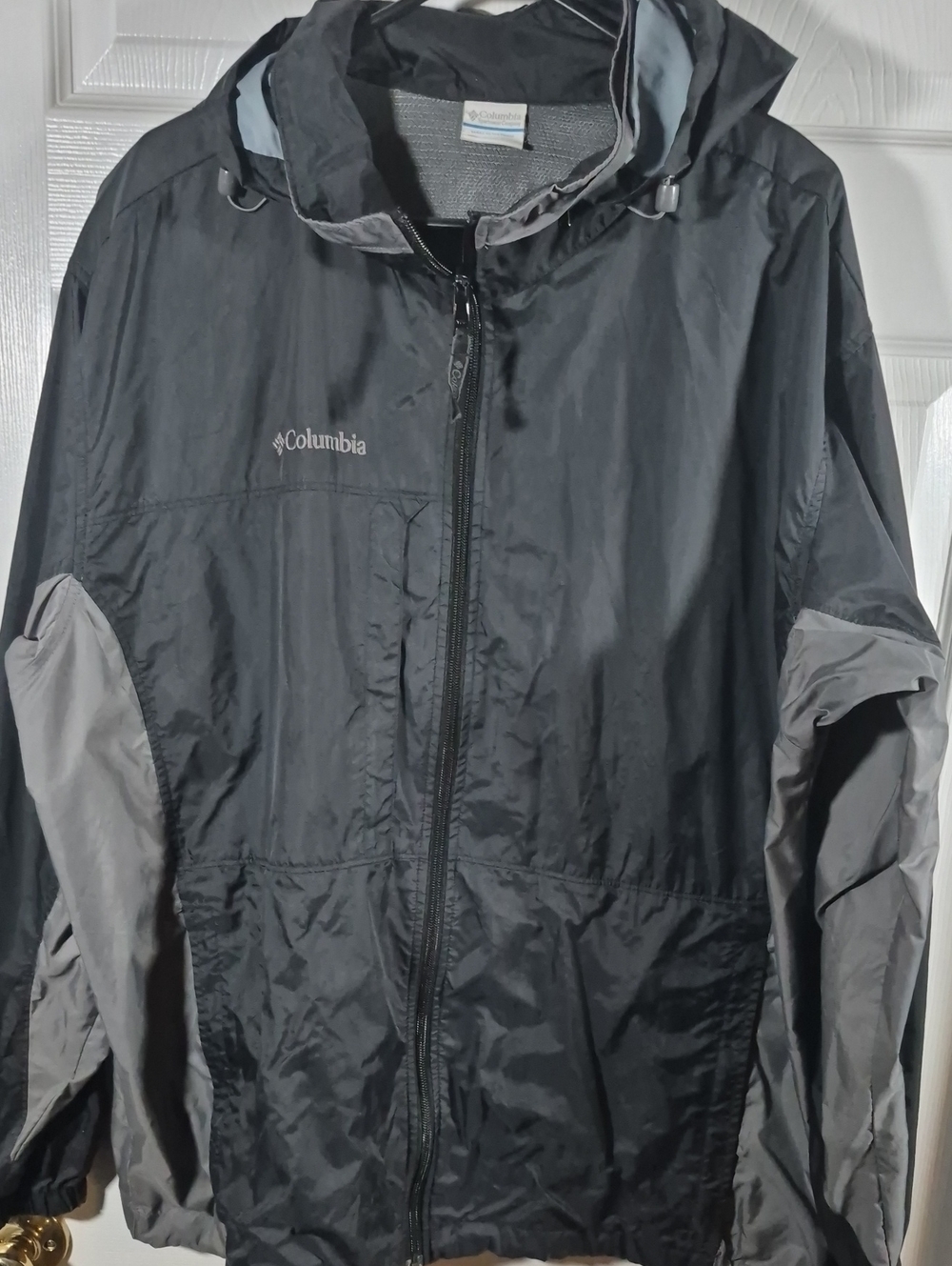 Columbia Black and Gray Hooded Windbreaker